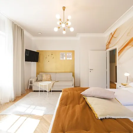 Golden Flat By Grazrentals Terrace & Garden View & Free Parking