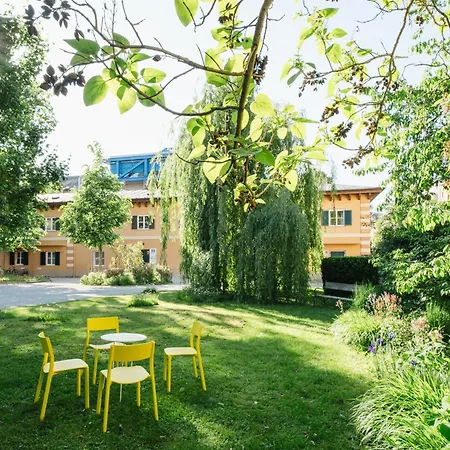 Golden Flat By Grazrentals Terrace & Garden View & Free Parking *